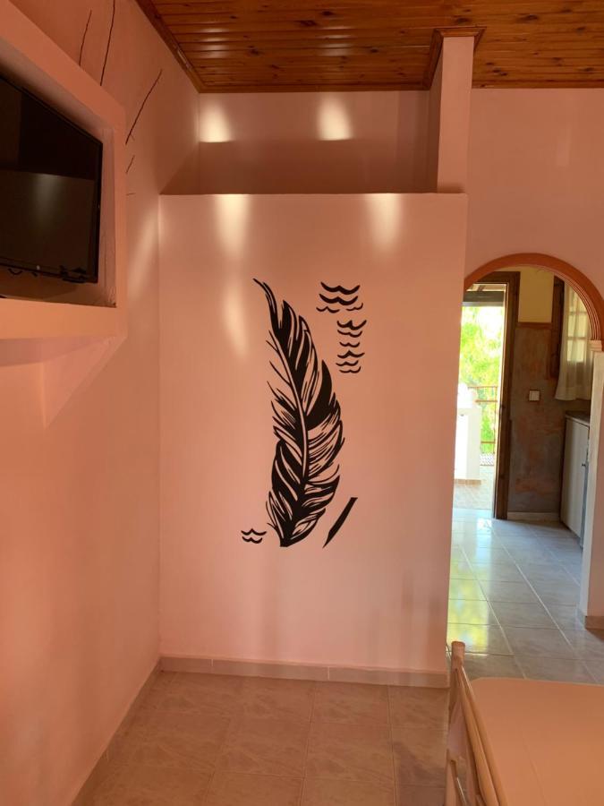 Apartamento Gerani Vasilikí Exterior foto